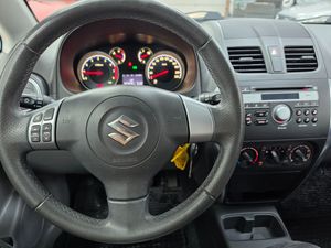 Suzuki SX4 bild 13