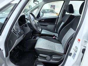 Suzuki SX4 bild 10