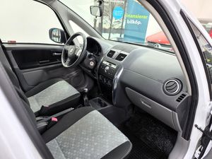 Suzuki SX4 bild 7