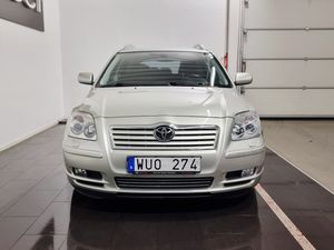 Toyota Avensis bild 3