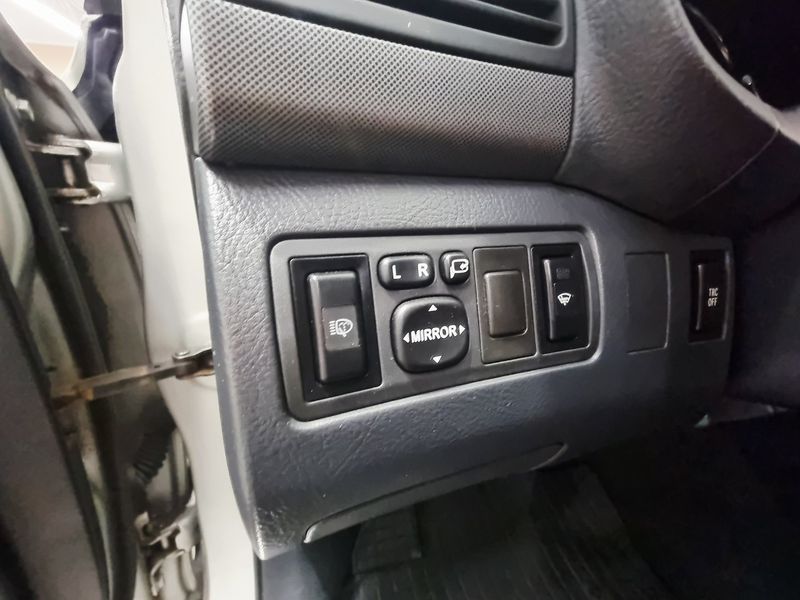 Toyota Avensis bild 14