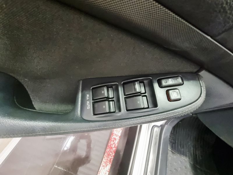 Toyota Avensis bild 15