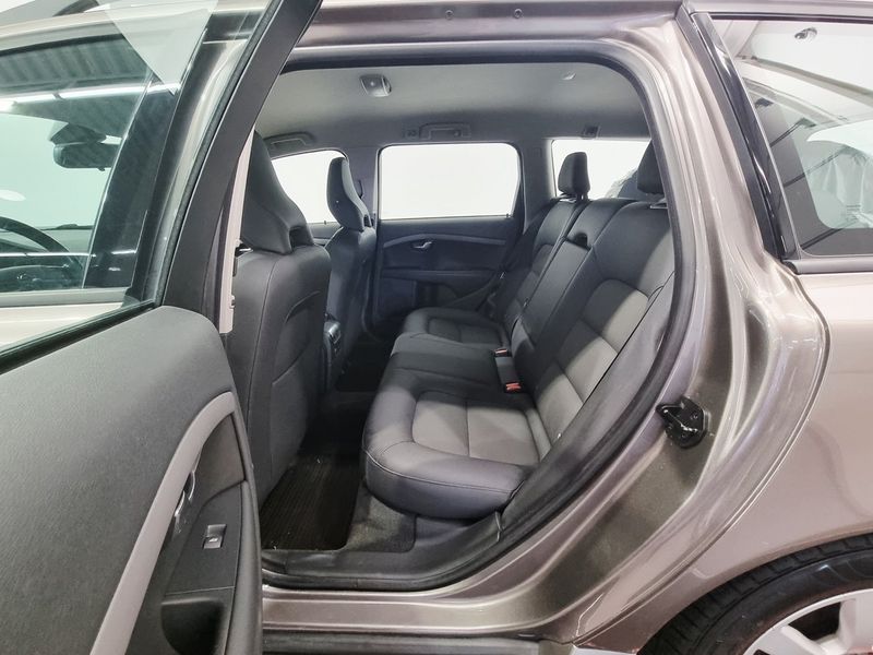 Volvo V70 bild 8