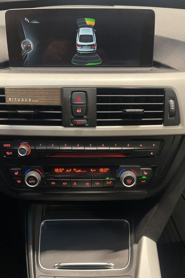 BMW 320 bild 12
