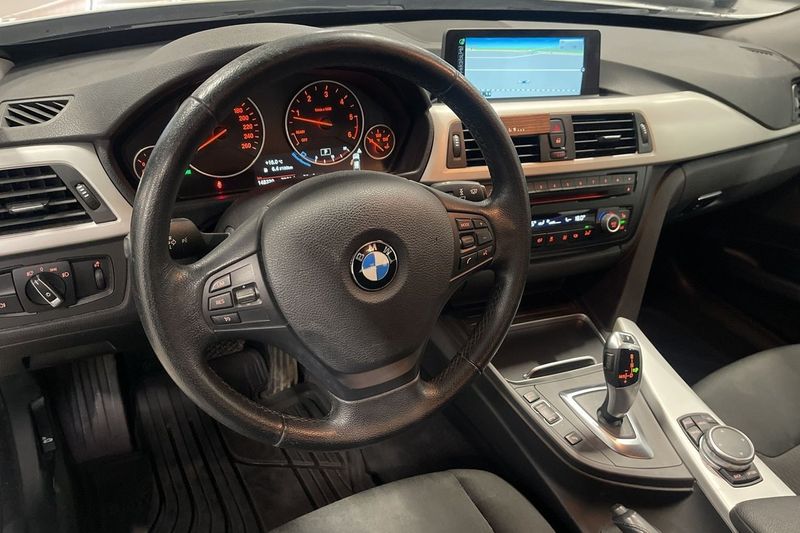 BMW 320 bild 8