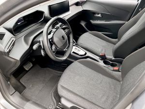 Peugeot 208 bild 5