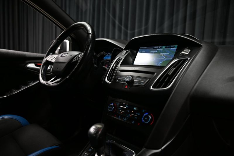 Ford Focus bild 30