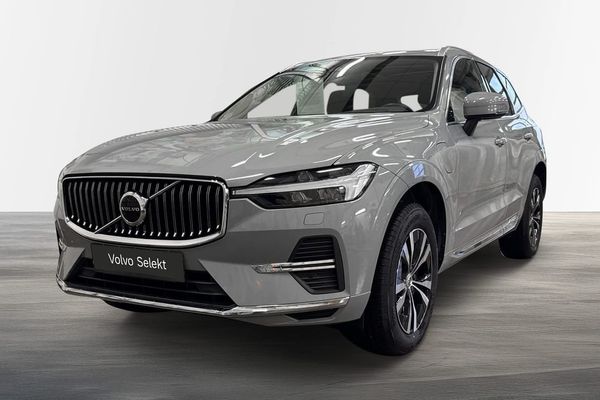 Volvo XC60 Recharge T6 II Core Edition - 2024