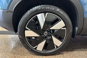 Volvo EX40 bild 16
