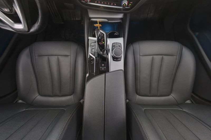 BMW 530 bild 18