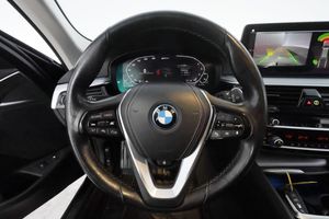 BMW 530 bild 16
