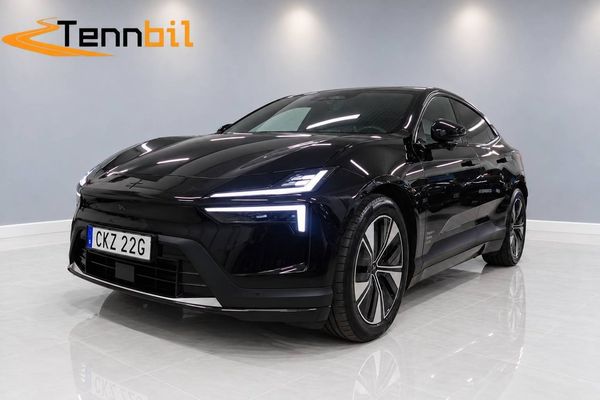 Polestar 4 Coupé Long range Single motor Pilot 360 Panorama MOMS - 2025