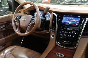 Cadillac ESCALADE bild 8