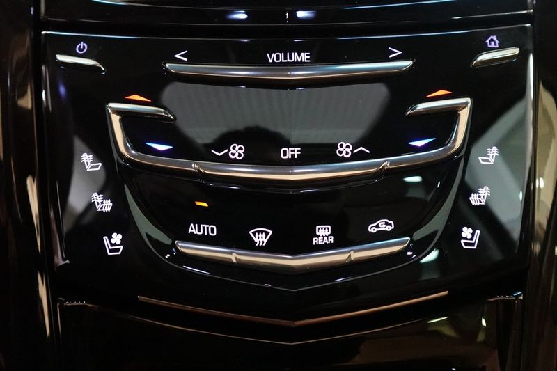 Cadillac ESCALADE bild 17