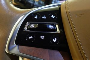 Cadillac ESCALADE bild 18
