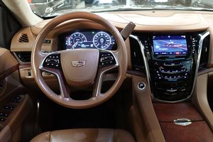 Cadillac ESCALADE bild 7