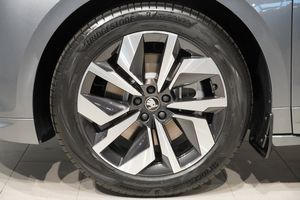 Skoda Enyaq bild 4