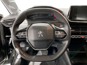 Peugeot e-208 bild 6
