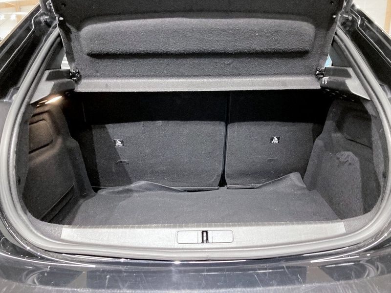 Peugeot e-208 bild 14