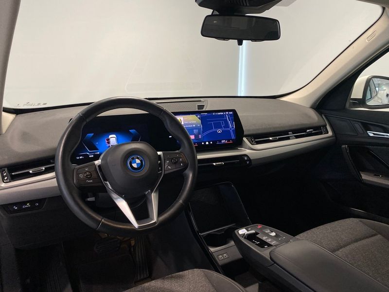 BMW iX1 bild 5