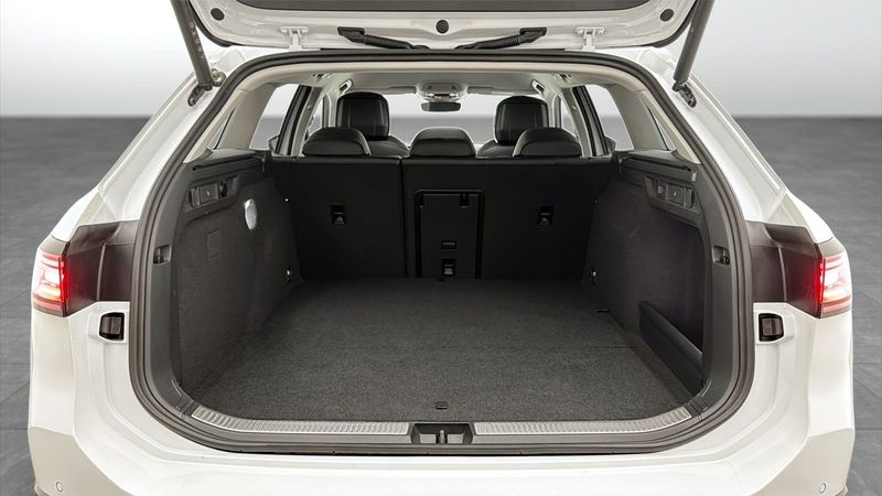 Volkswagen Passat bild 12