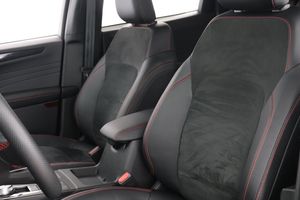 Ford Kuga bild 17