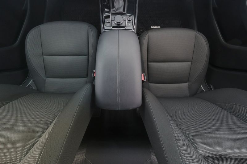 Mazda CX-30 bild 12
