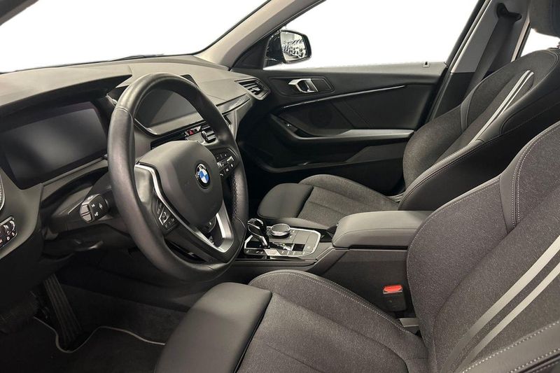 BMW 118 bild 12