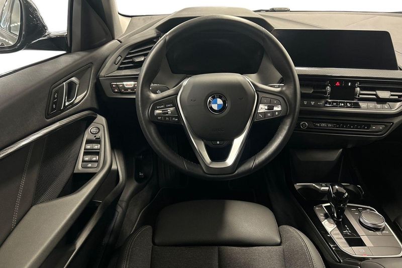 BMW 118 bild 9