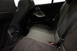 BMW 120 bild 11