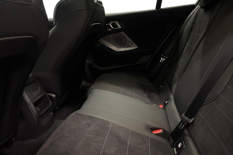 BMW 120 bild 11