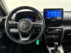 Toyota Yaris Cross bild 17