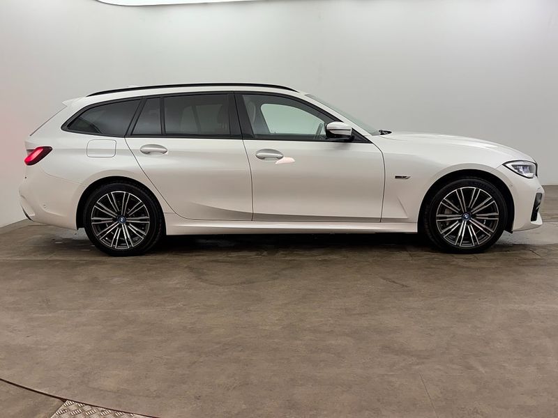 BMW 330 bild 7
