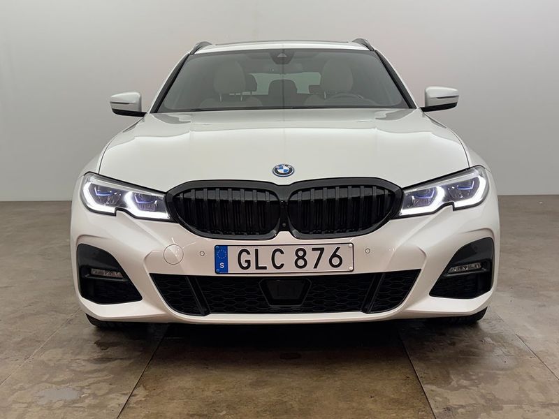 BMW 330 bild 9
