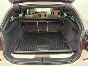 BMW 330 bild 11