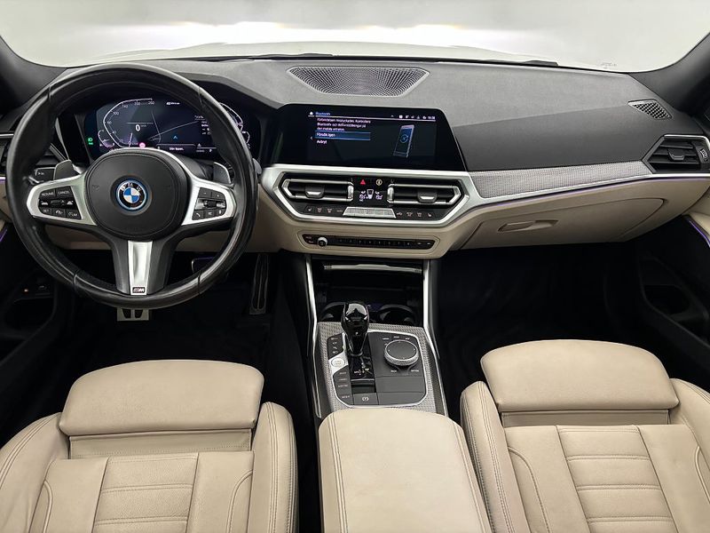 BMW 330 bild 18