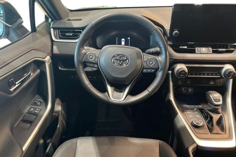 Toyota RAV4 bild 11