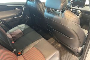 Toyota RAV4 bild 9