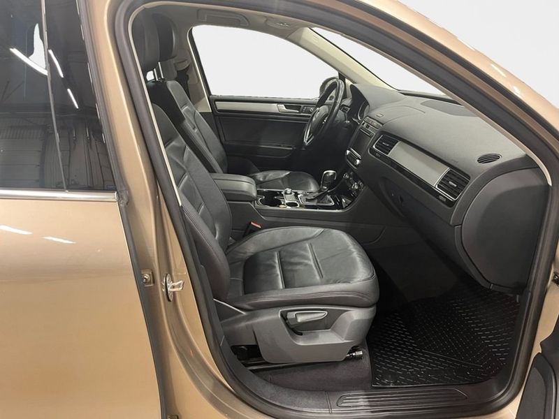 Volkswagen Touareg bild 15