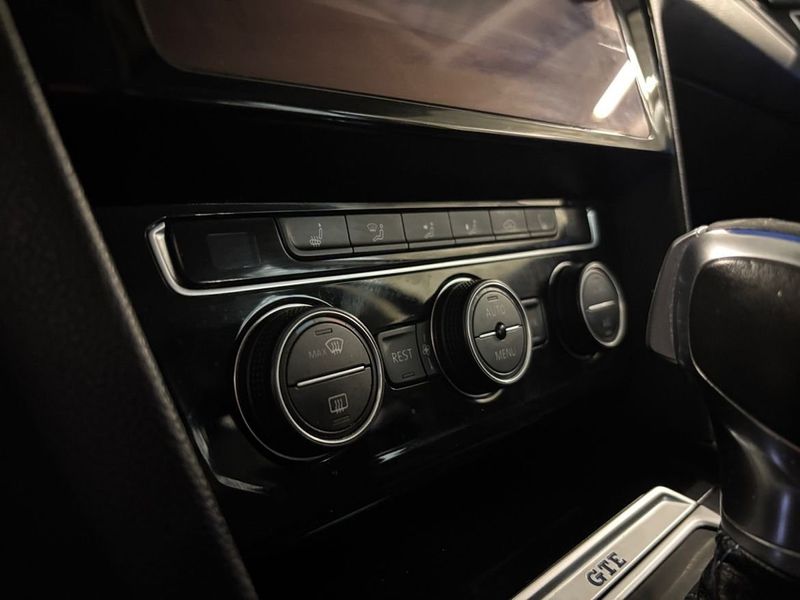 Volkswagen Passat bild 18