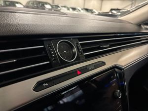 Volkswagen Passat bild 23
