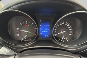 Toyota Avensis bild 12