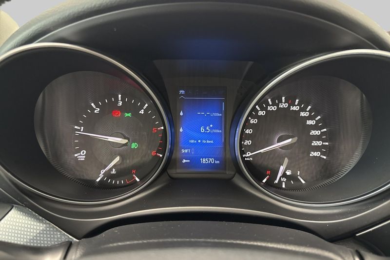 Toyota Avensis bild 12