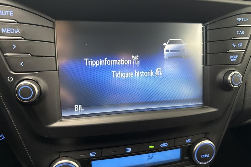 Toyota Avensis bild 15
