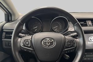 Toyota Avensis bild 11