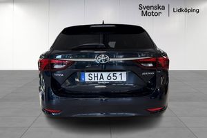 Toyota Avensis bild 5