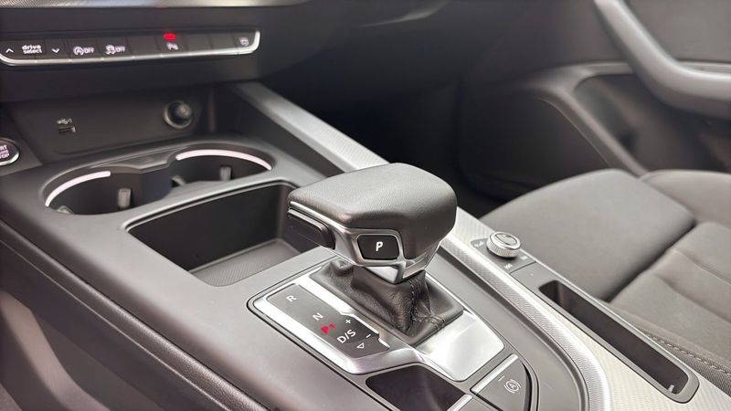 Audi A4 bild 17