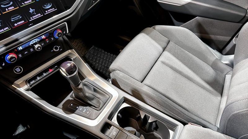 Audi Q3 bild 17