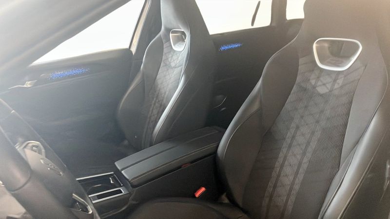Volkswagen Passat bild 8