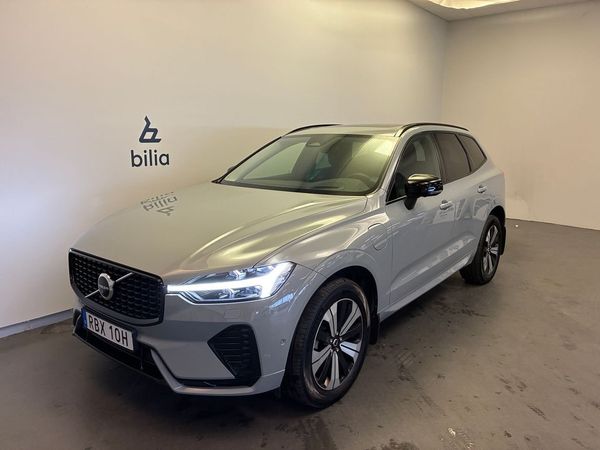Volvo XC60 T6 Plus Dark Nordic Edition / Dragkrok / Panoramatak - 2025